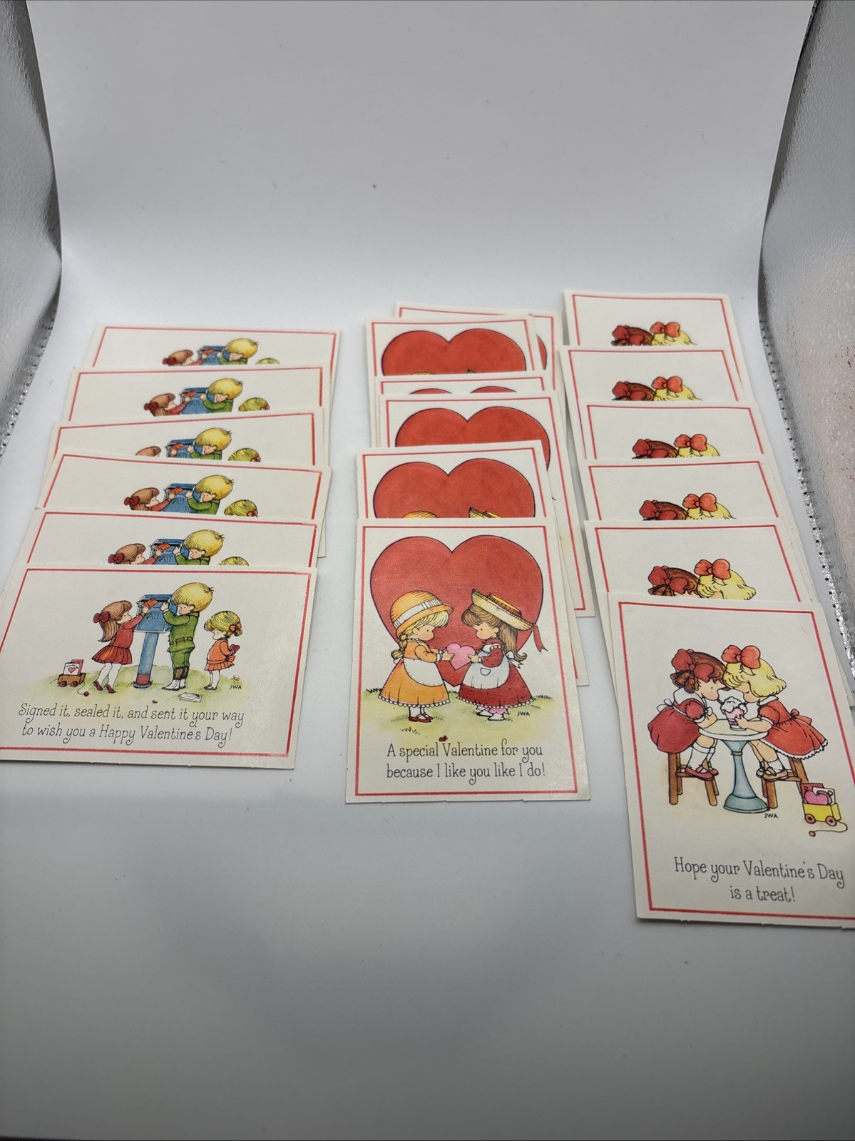 Vintage 1978 Hallmark Valentine\'s Day Cards - Joan Walsh Anglund Art 33 Cards Vintage 1978 Hallmark Valentine\'s Day Cards - Joan Walsh Anglund Art 33 Cards