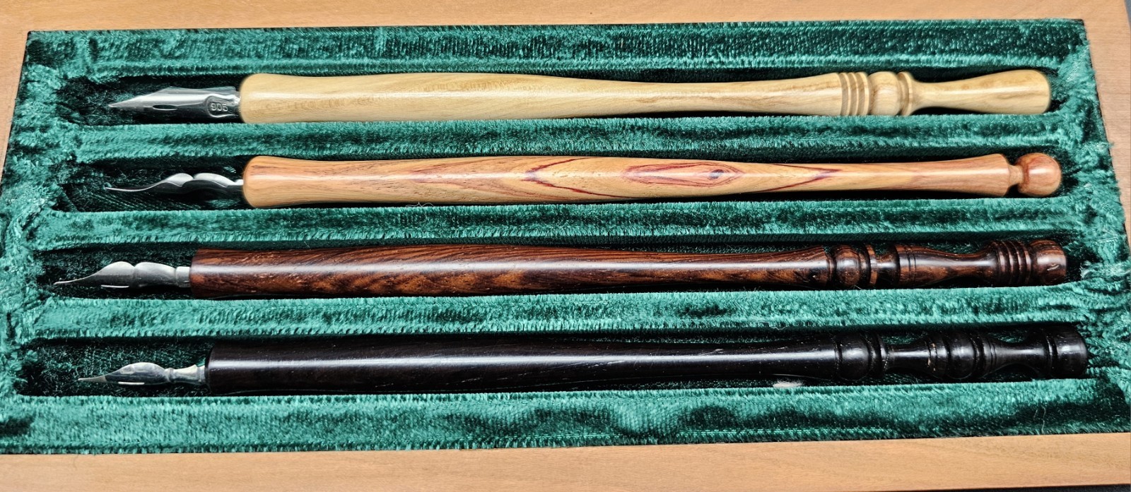 Walter Schmidt Hand Carved CALLIGRAPHY PEN SET OF 4 