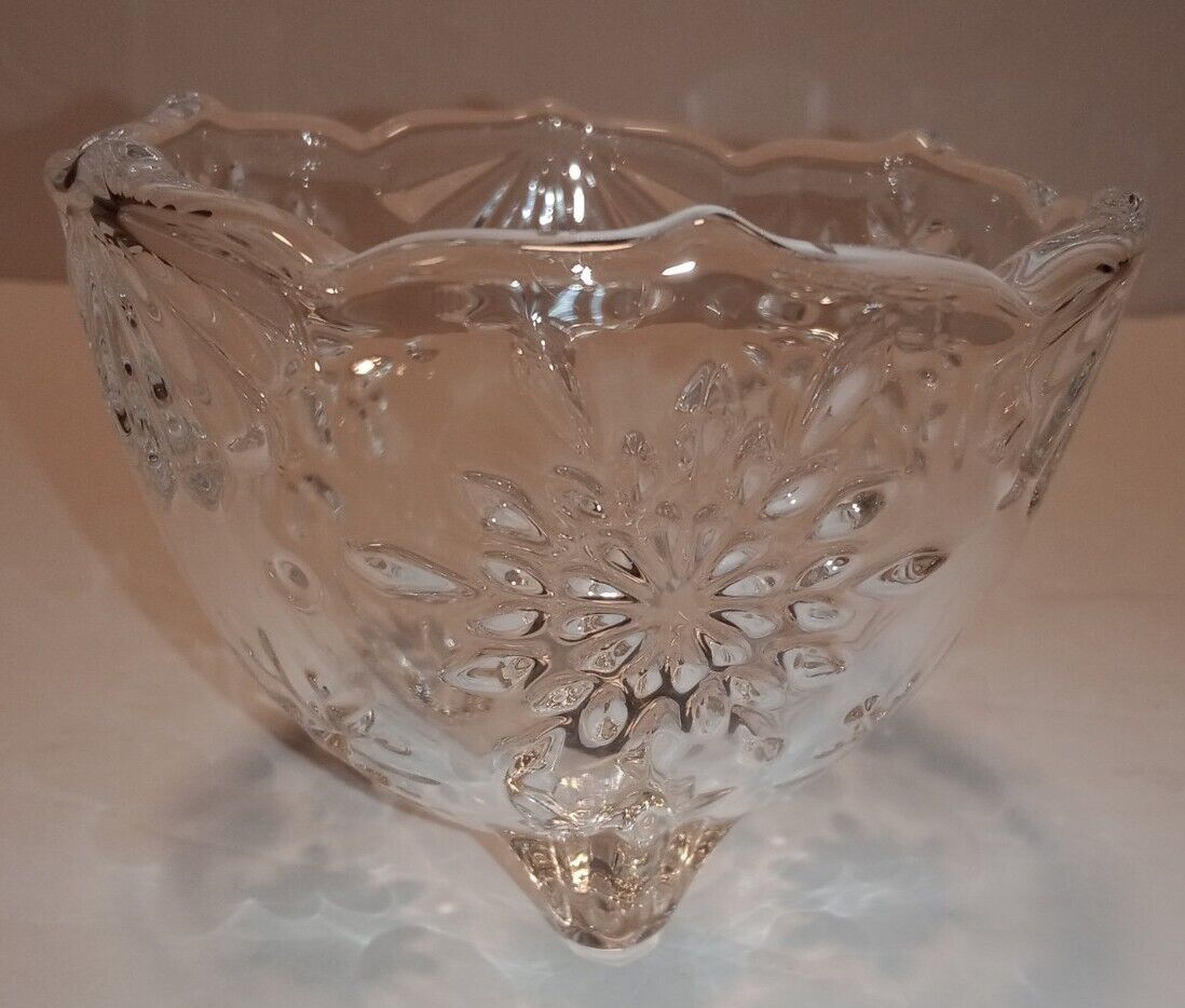 Mikasa Snowflake Votive Candle Holder tealight glass bowl 3” Made In Germany