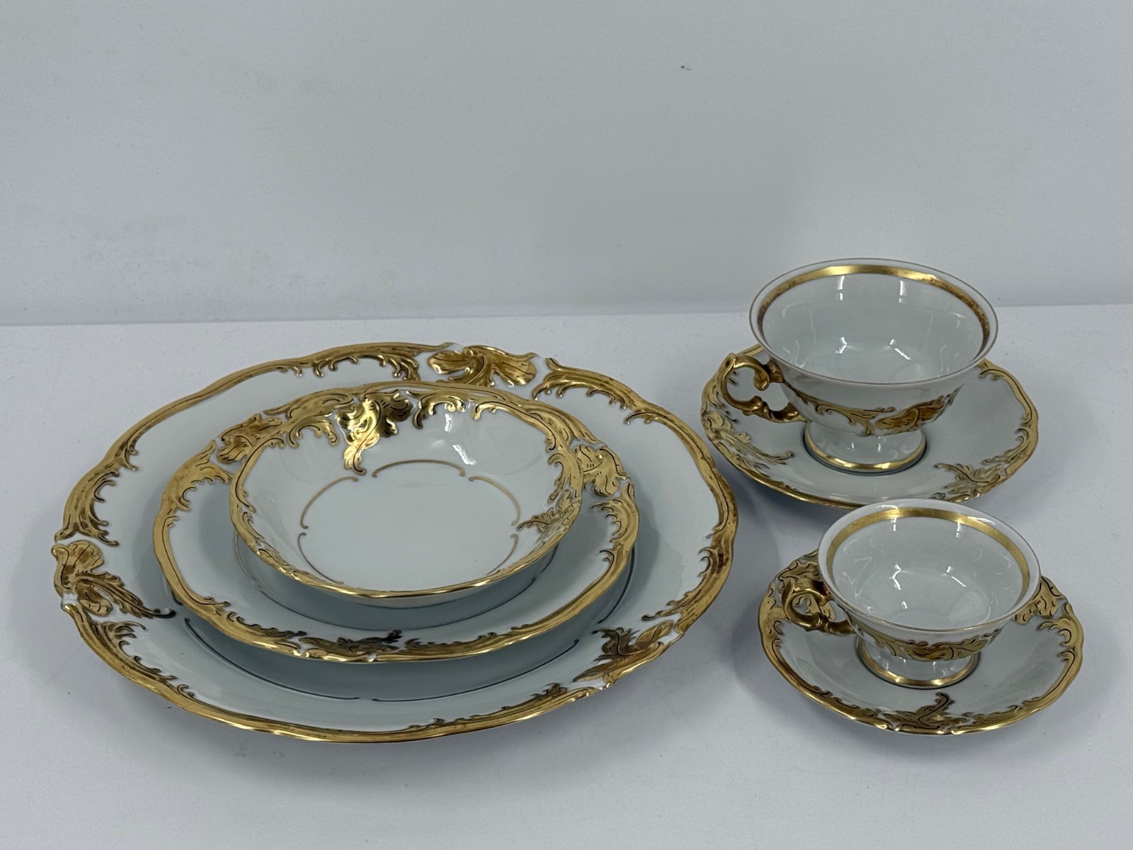 Vintage Walbrzych Poland White Gold Trim WLB3 7 Piece Dining Place Setting