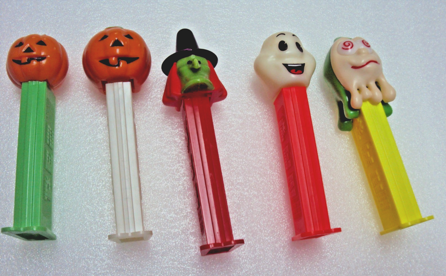 5 (Five) Vtg.Halloween Pez Dispenser Witch,Pumpkins,Happy Henry Ghost, Slimy Sid