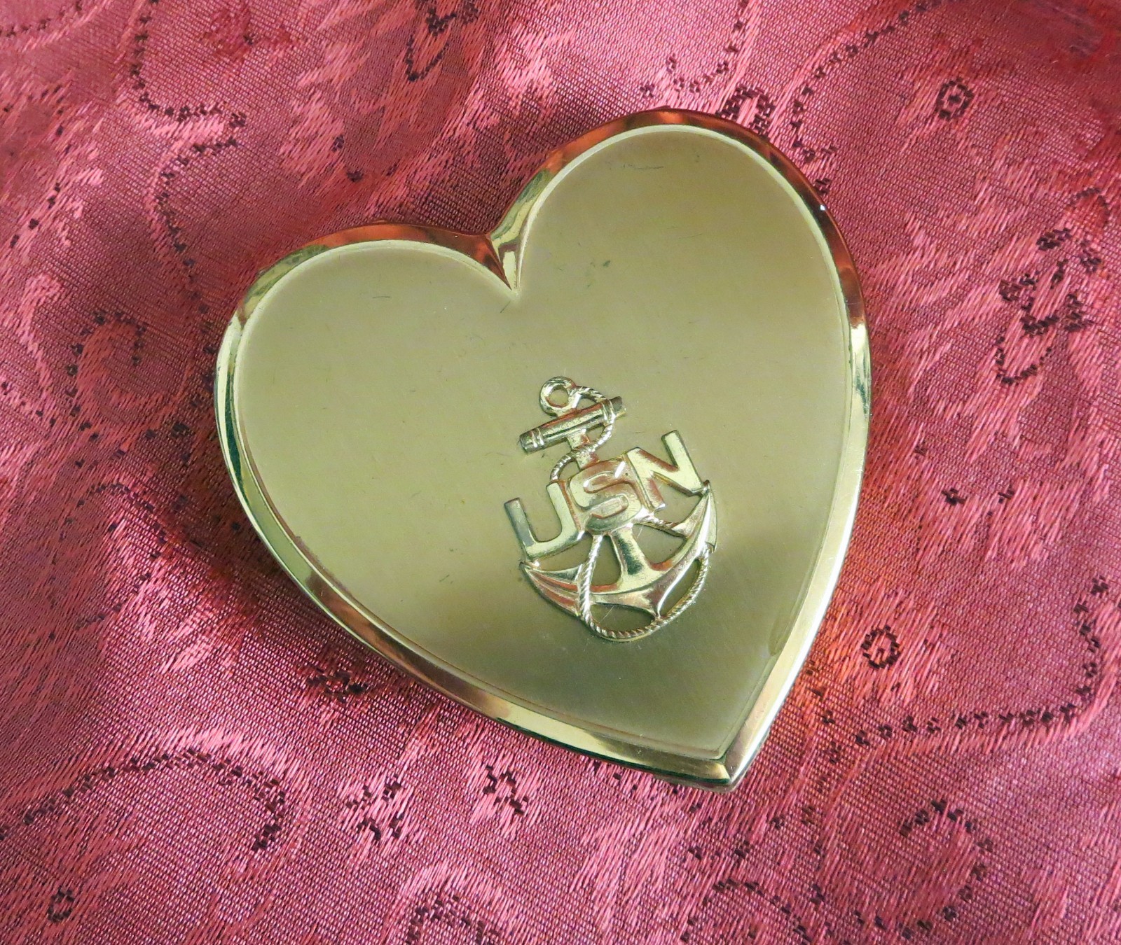 Vintage 1940s Brass Heart Shaped Powder Compact with Puff - US Navy - Superb USA Vintage 1940s Brass Heart Shaped Powder Compact with Puff - US Navy - Superb USA