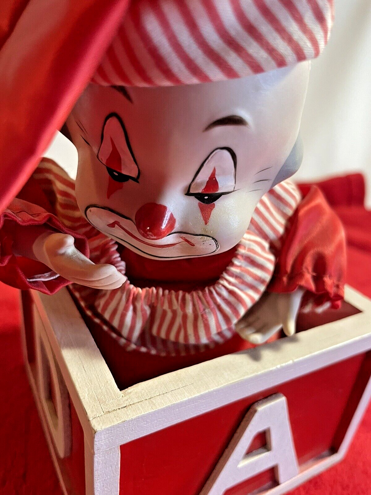Vintage ABC Ceramic Clown in Wooden Box Musical Box