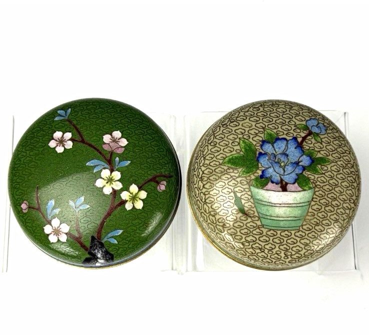 Vintage Chinese Cloisonné Enamel Trinket Box Floral Lid Blue Interior Decorative