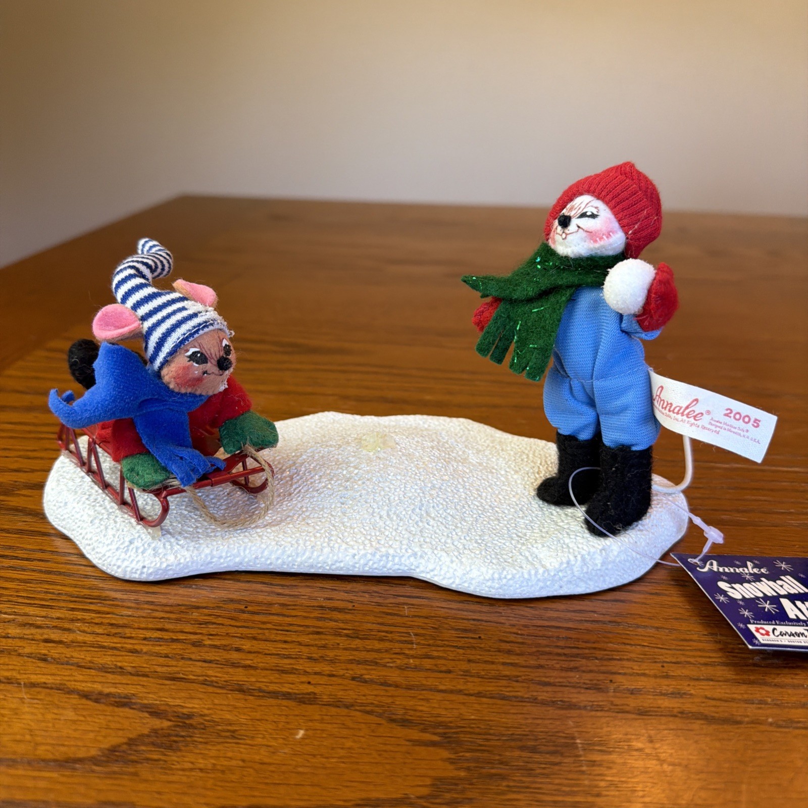 VTG 2005 Annalee Snowball Attack Figurine w/Tags missing snowballs READ