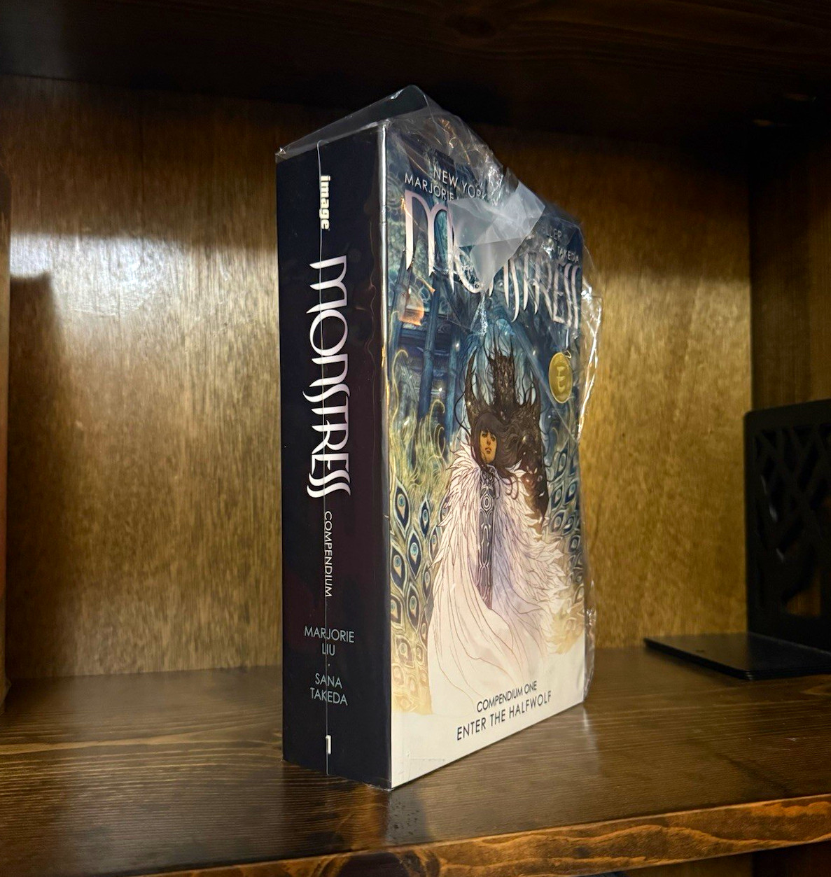 Image Comics Monstress Compendium 1 Hardcover Graphic Novel Marjorie Liu