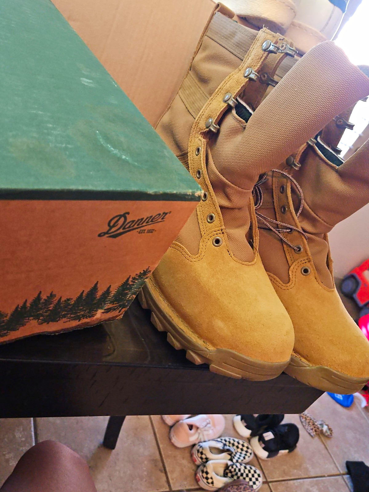Danner Rivot TFX 8