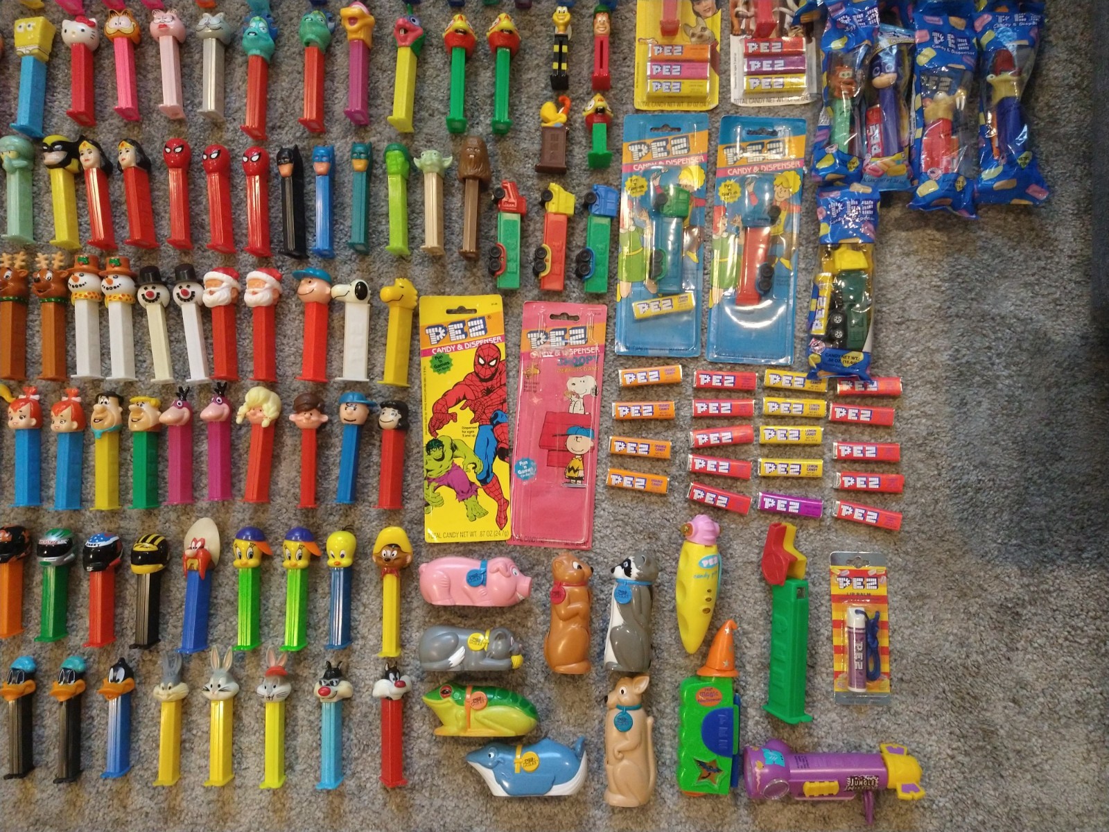 Huge 250+ Lot Vintage PEZ 1970s-20s Batman Spiderman Star Wars Disney DC Marvel Huge 250+ Lot Vintage PEZ 1970s-20s Batman Spiderman Star Wars Disney DC Marvel