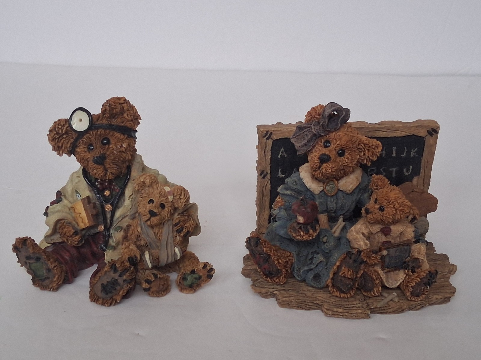 BOYDS BEARS & FRIENDS - LOT OF 2 - DOCTOR HARRISON GRIZ / MS. BRUIN & BAILEY BOYDS BEARS & FRIENDS - LOT OF 2 - DOCTOR HARRISON GRIZ / MS. BRUIN & BAILEY