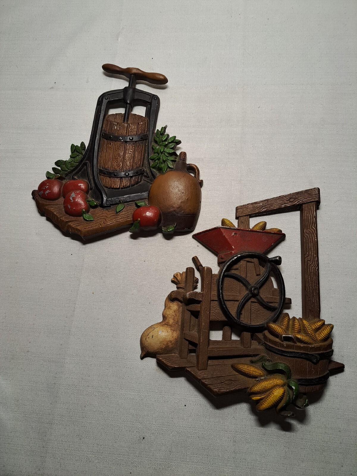 HOMCO 1978 Cast Metal Wall Plaques #1270 BX Set of 2 Apple Press & Corn Sheller