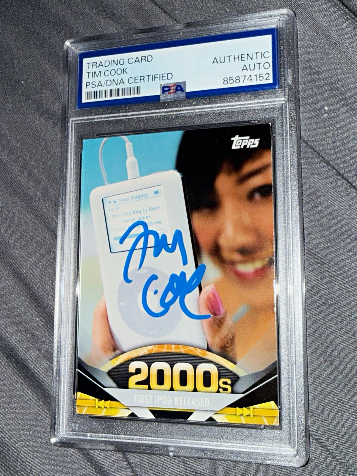 2011 Topps American Pie #183 First iPod Tim Cook SIGNED AUTO PSA/DNA Apple ceo 