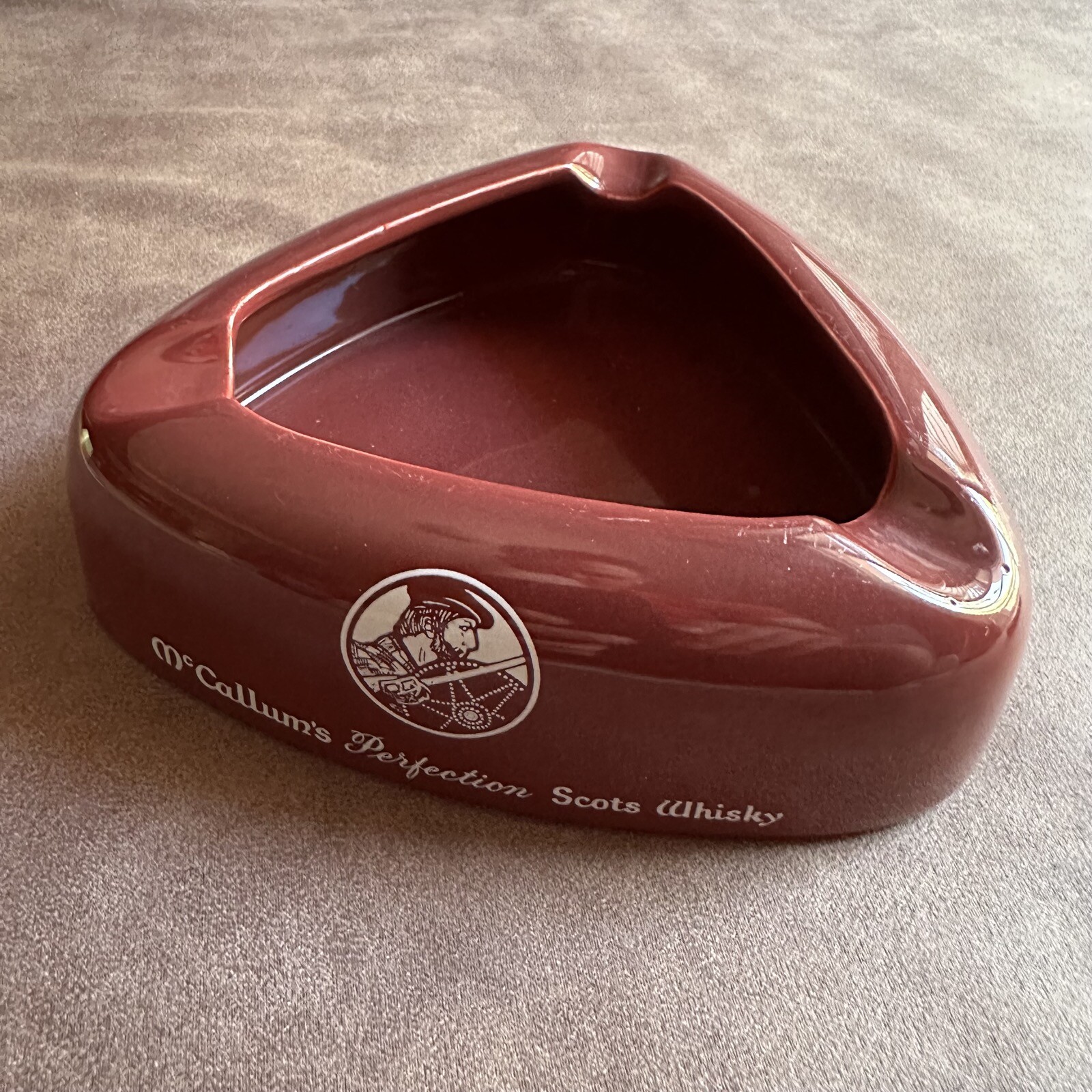 VINTAGE WADE McCALLUM\'s SCOTS WHISKY CERAMIC BAREWARE ASHTRAY MADE IN ENGLAND