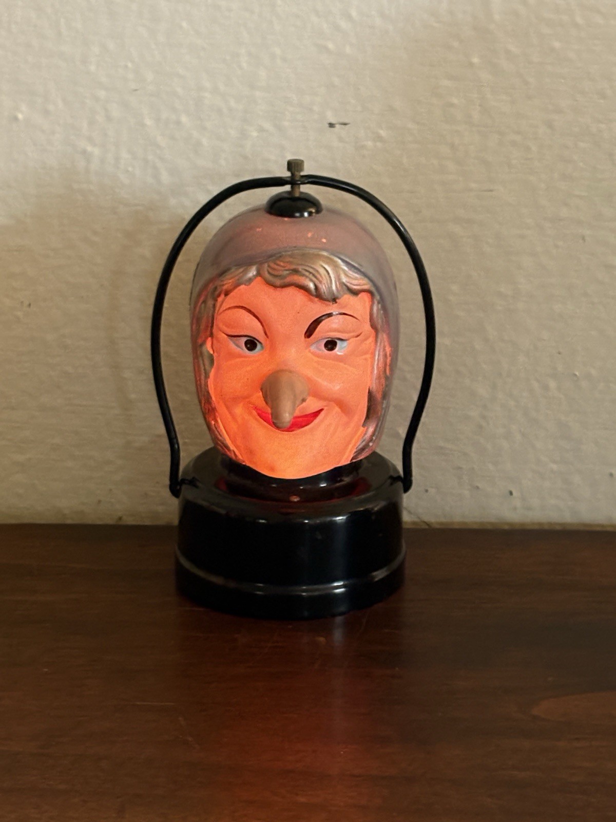RARE VTG 1950s/60s HALLOWEEN WITCH RAILROAD LANTERN LIGHT MINTY WORKS RARE VTG 1950s/60s HALLOWEEN WITCH RAILROAD LANTERN LIGHT MINTY WORKS
