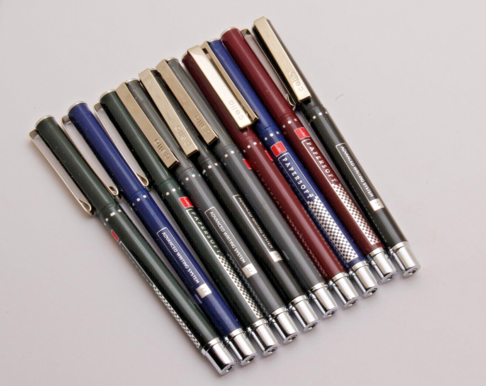 LOT OF 20 CELLO PAPERSOFT BALLPOINT PENS + FREE 20 ADDITIONAL REFILLS NEW LOT OF 20 CELLO PAPERSOFT BALLPOINT PENS + FREE 20 ADDITIONAL REFILLS NEW
