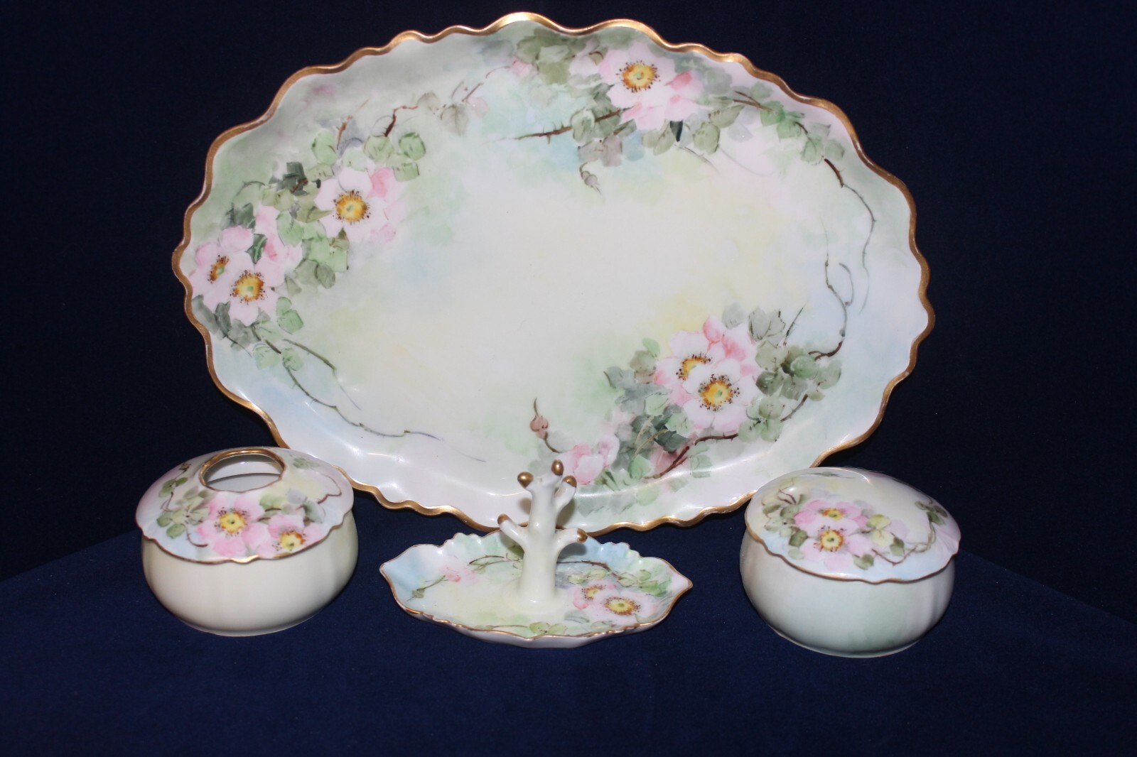 Gorgeous Antique RS Germany Dresser Set, Hand Painted, 6 Piece Inc Lids, Signed