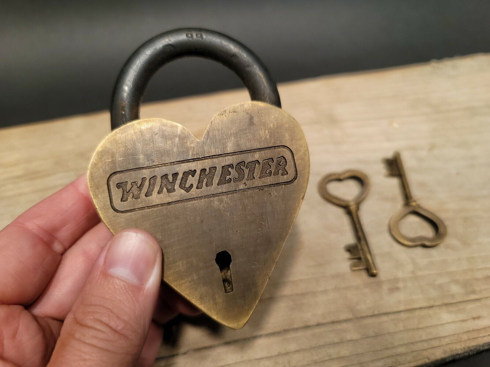 Antique Vintage Style Brass Heart Winchester Firearms Ammo Box Padlock Lock 