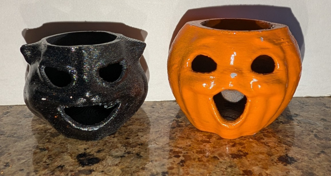 Dollhouse Miniature mini Halloween paper mache style Cat & Jack O lantern Set