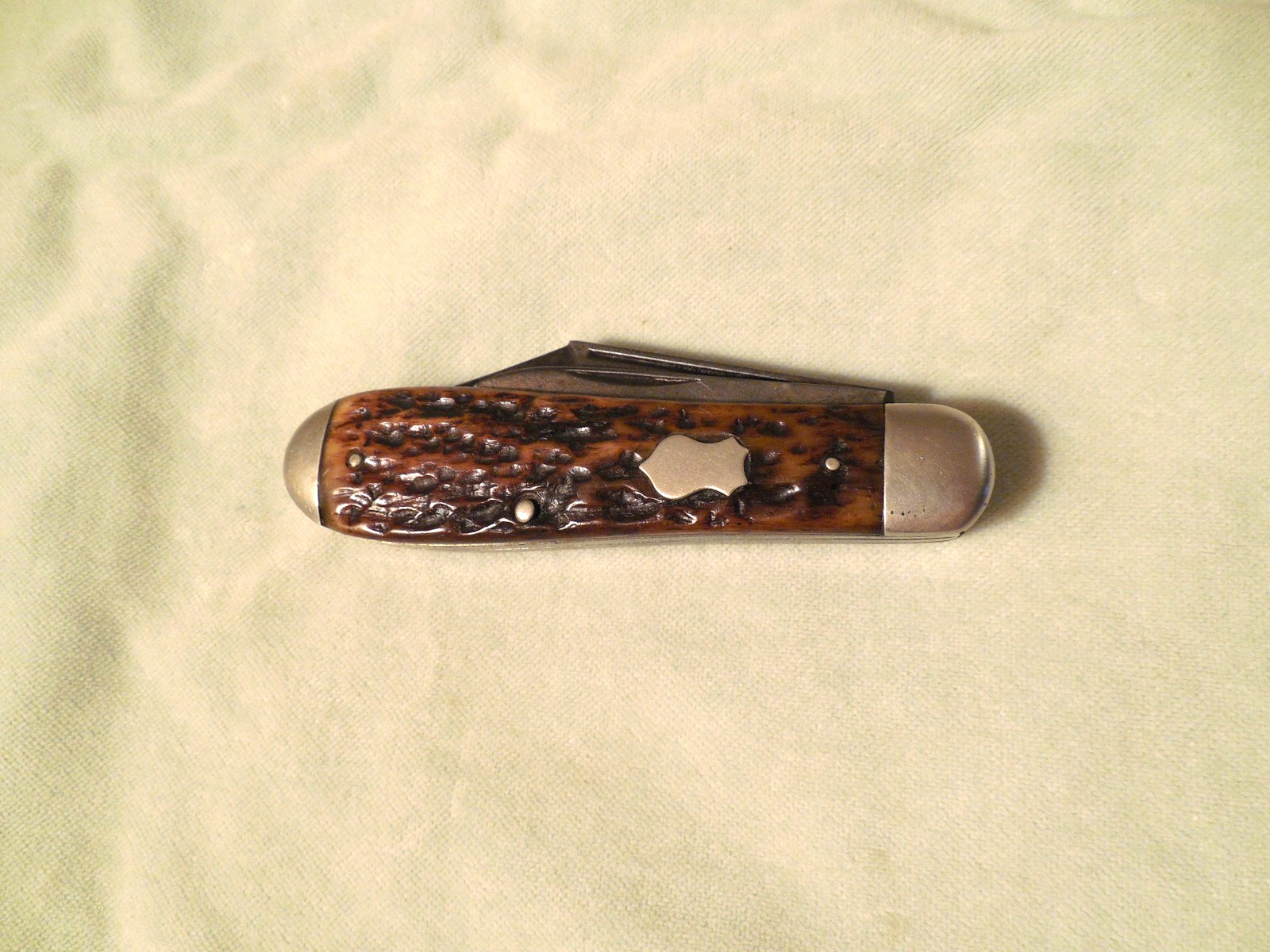 Antique Remington 2 Carbon Steel Blades Pocket Knife No. R183 Brown Bone Shield