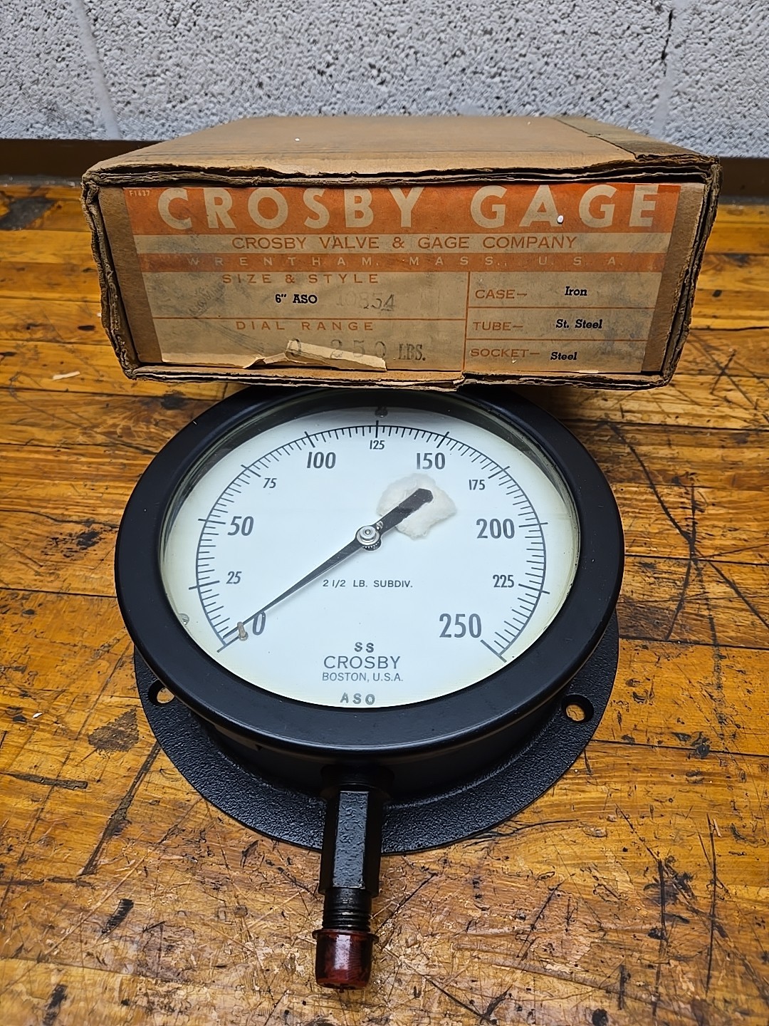 7 In Crosby Gauge Lbs Per Square Inch 0-250 lbs
