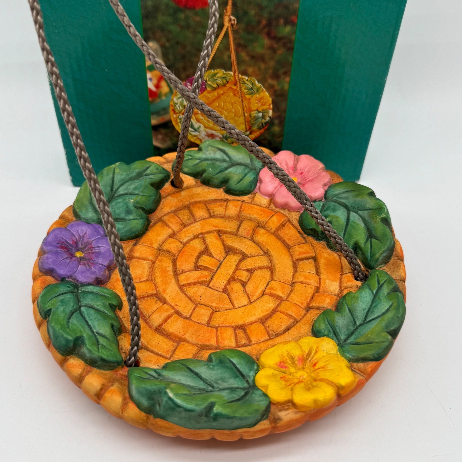 Vintage 1970s Homco Faux Wood Hanging Basket Plaque Flower Bird Feeder Boxed