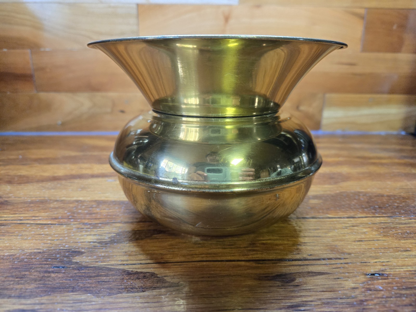 Vintage Brass Spittoon 5.5” Tobacco Old West Cuspidor Made in England Western