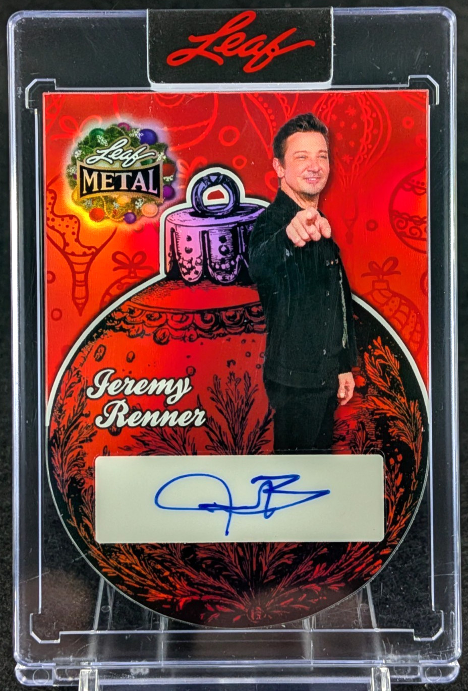 Jeremy Renner 2025 Leaf Metal Happy Holidays Encased Autograph Card # 2/2 Auto