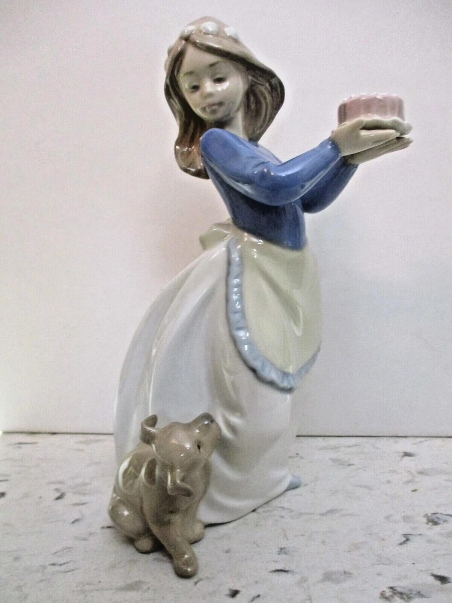 Vintage LLADRO NAO Spain #1045 Puppy\'s Birthday Girl with Cake & Dog 7.5\