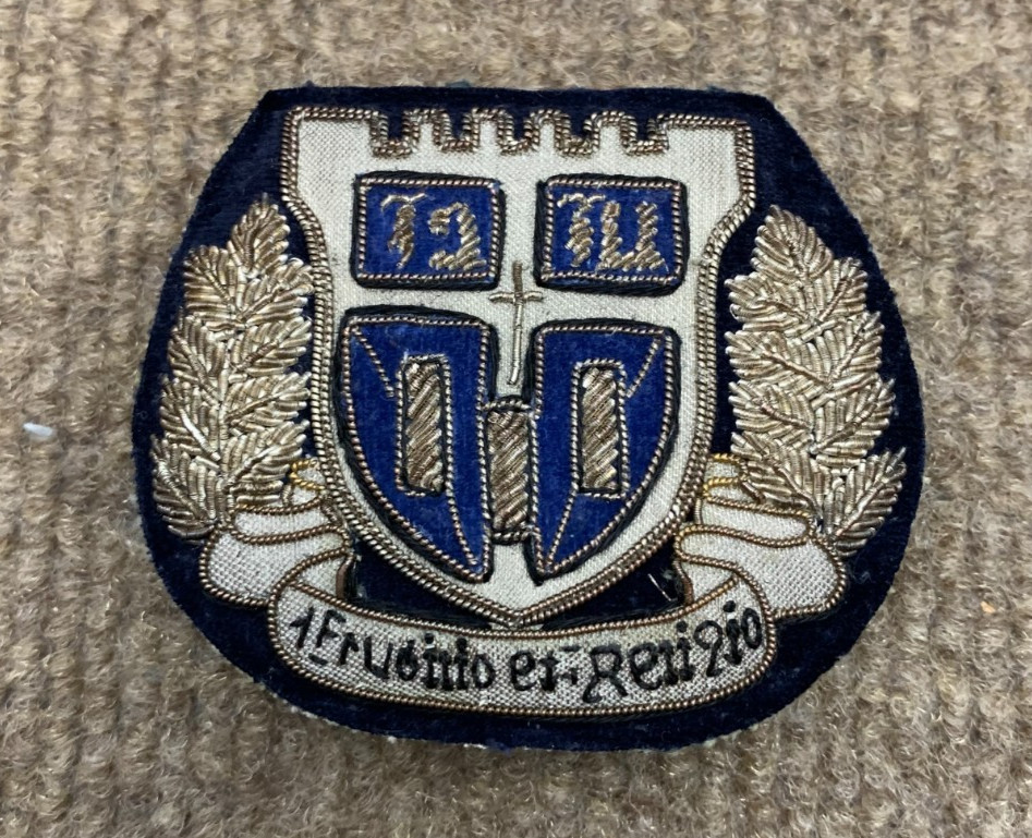 Vintage Duke University Crest Patch Bullion Pin 50s Alumni Shield Embroidered Vintage Duke University Crest Patch Bullion Pin 50s Alumni Shield Embroidered