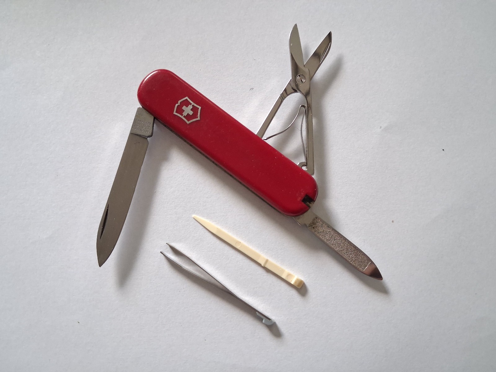 Victorinox Ambassador 74mm Swiss Army Knife, Red [E076]