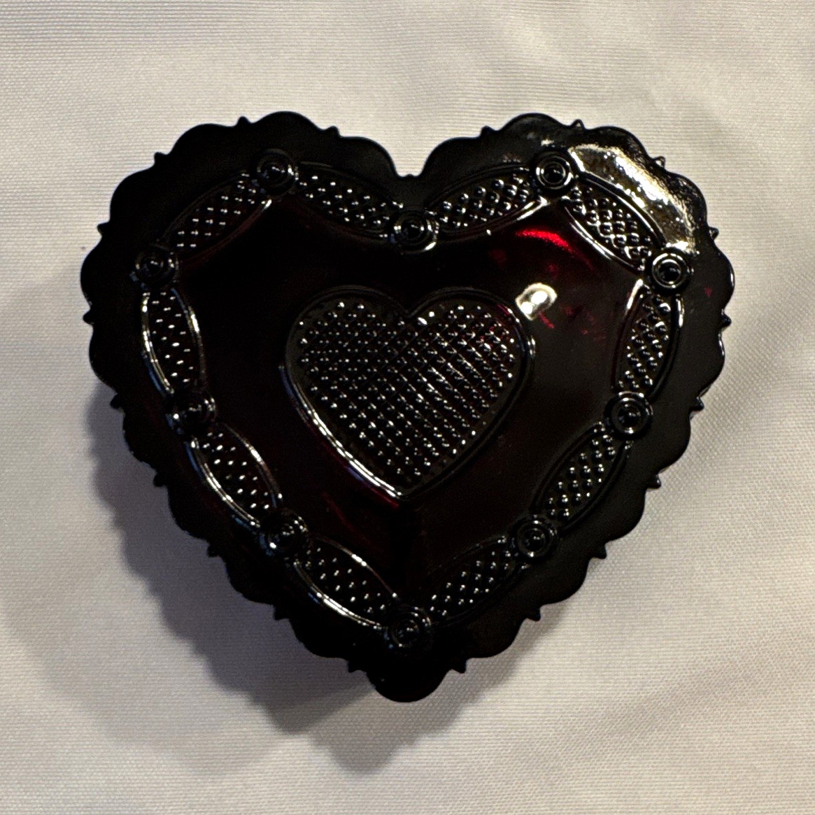 Vintage Avon Ruby Red Cape Cod Hear-shaped Trinket Box
