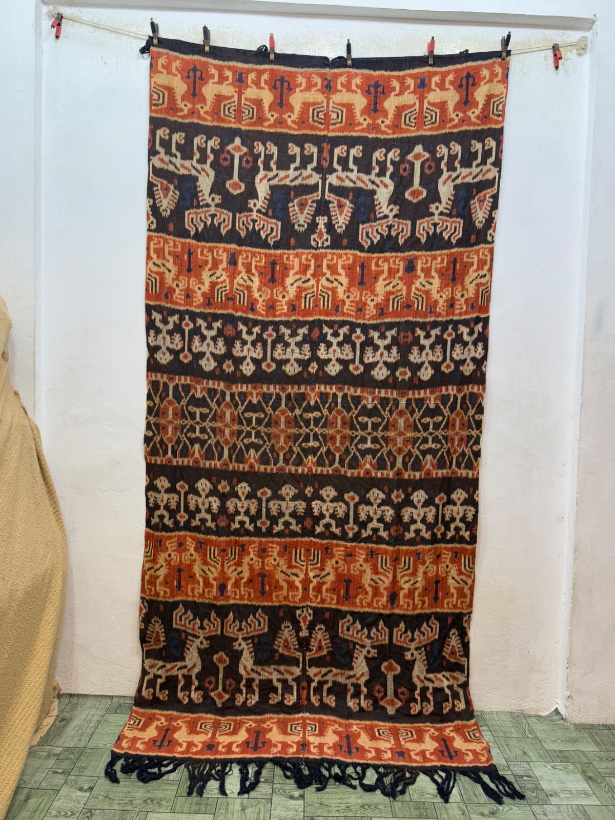 Antique Amazing Indonesian Ikat Technique Textile Cloth Wall Hanging 243x116 Cm Antique Amazing Indonesian Ikat Technique Textile Cloth Wall Hanging 243x116 Cm