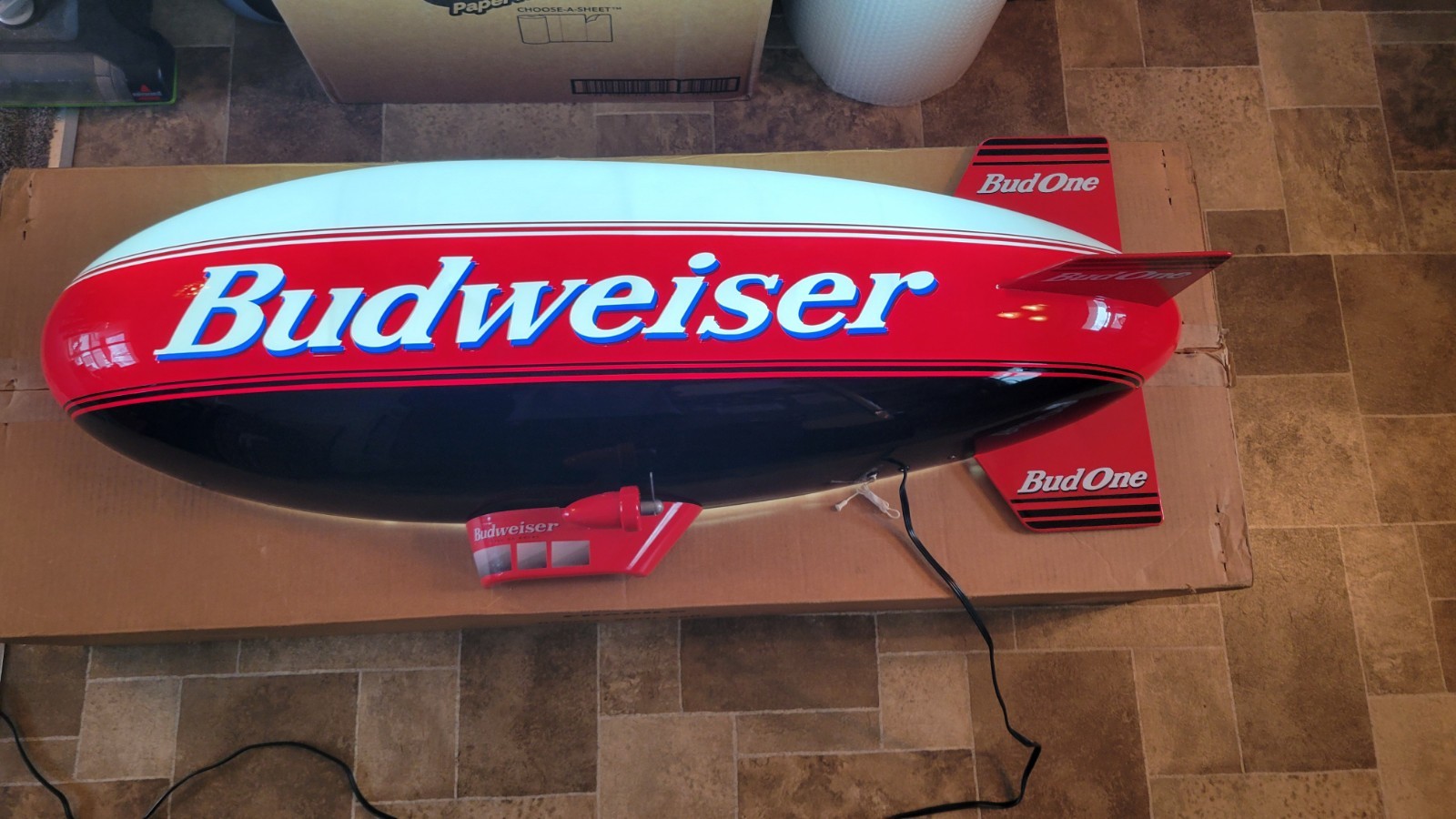 Budweiser Beer Sign Blimp Light Up 2000 Org Box Bar Game Room Anheuser-Busch 
