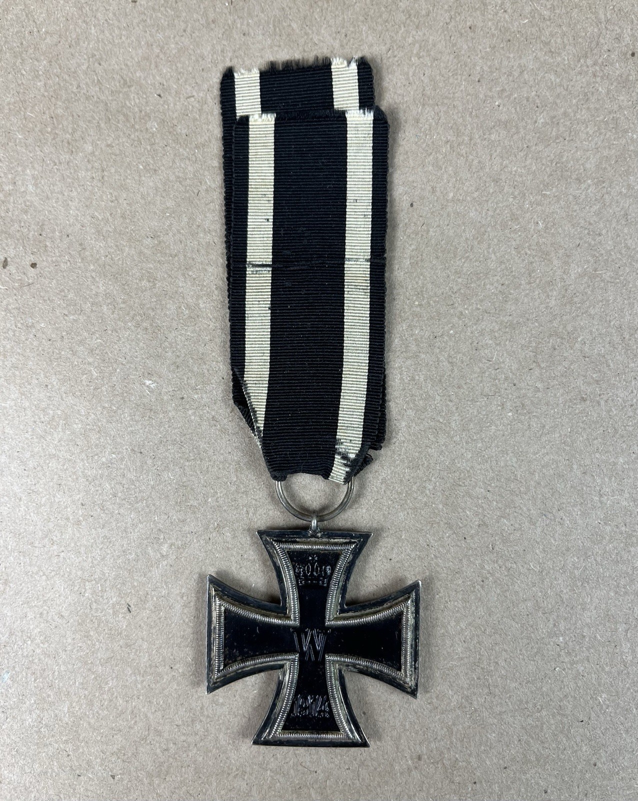WWI WW1 Ek2 Iron Cross 1914/ 1918 Original Marked 800 With Ribbon WWI WW1 Ek2 Iron Cross 1914/ 1918 Original Marked 800 With Ribbon