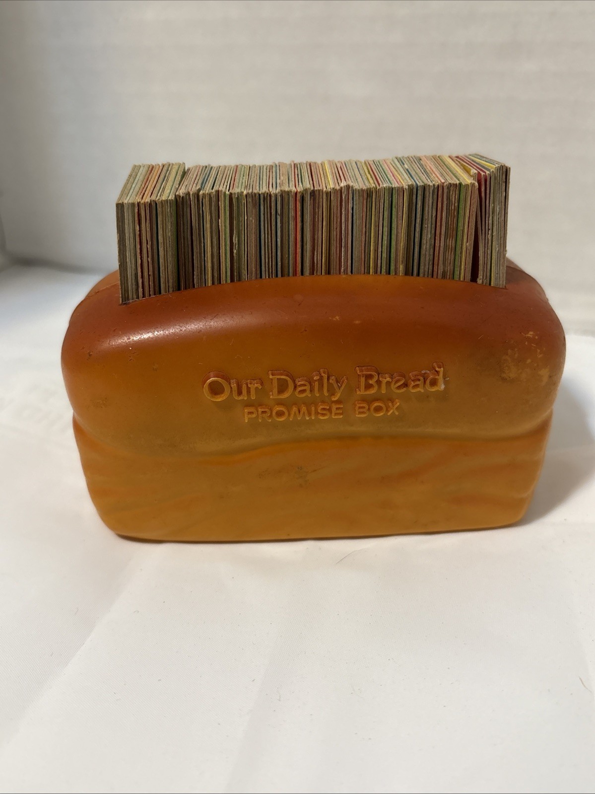 Vintage Our Daily Bread Promise Box Plastic Bread Loaf Bible Scripture Cards