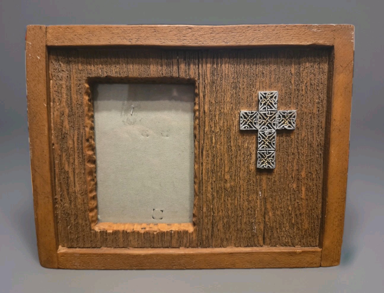 Vtg 90s UDC Wood Look Picture Frame Silver Cross Christian Decor Standing Hang Vtg 90s UDC Wood Look Picture Frame Silver Cross Christian Decor Standing Hang
