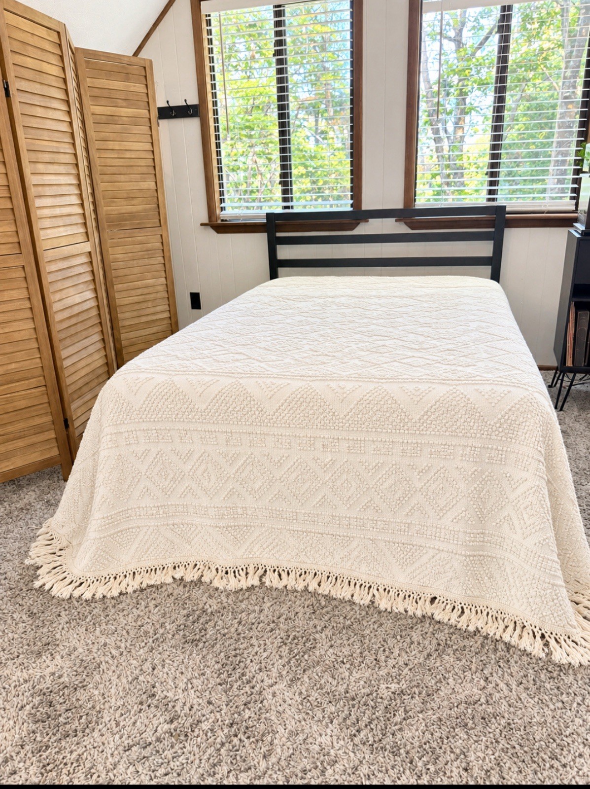 Vintage Bates George Washington\'s Double Cream  Bedspread MCM RETRO