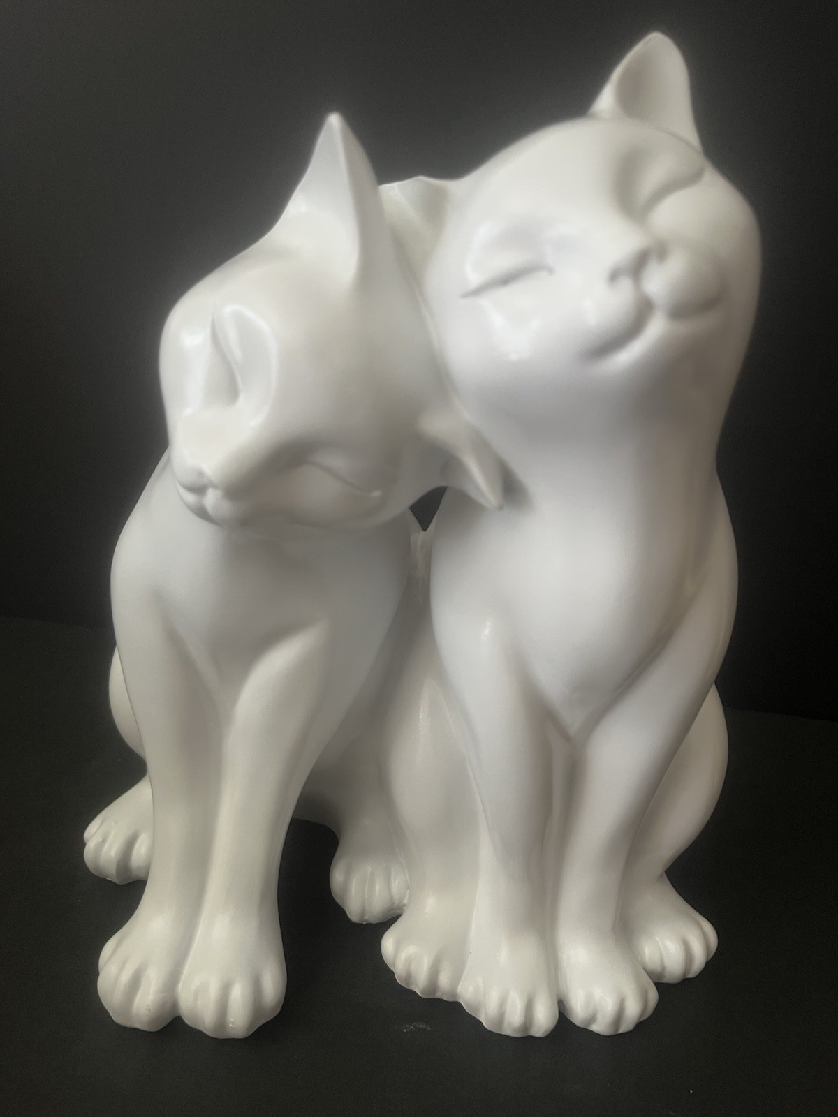 NEW Connected Cat Lovers Figurine/ Statue Home Decor. QUALITY NEW Connected Cat Lovers Figurine/ Statue Home Decor. QUALITY