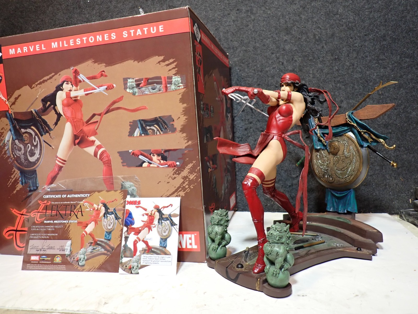 Marvel Milestones Elektra Statue 2007 Diamond Select CIB Limited Ed #198/1000
