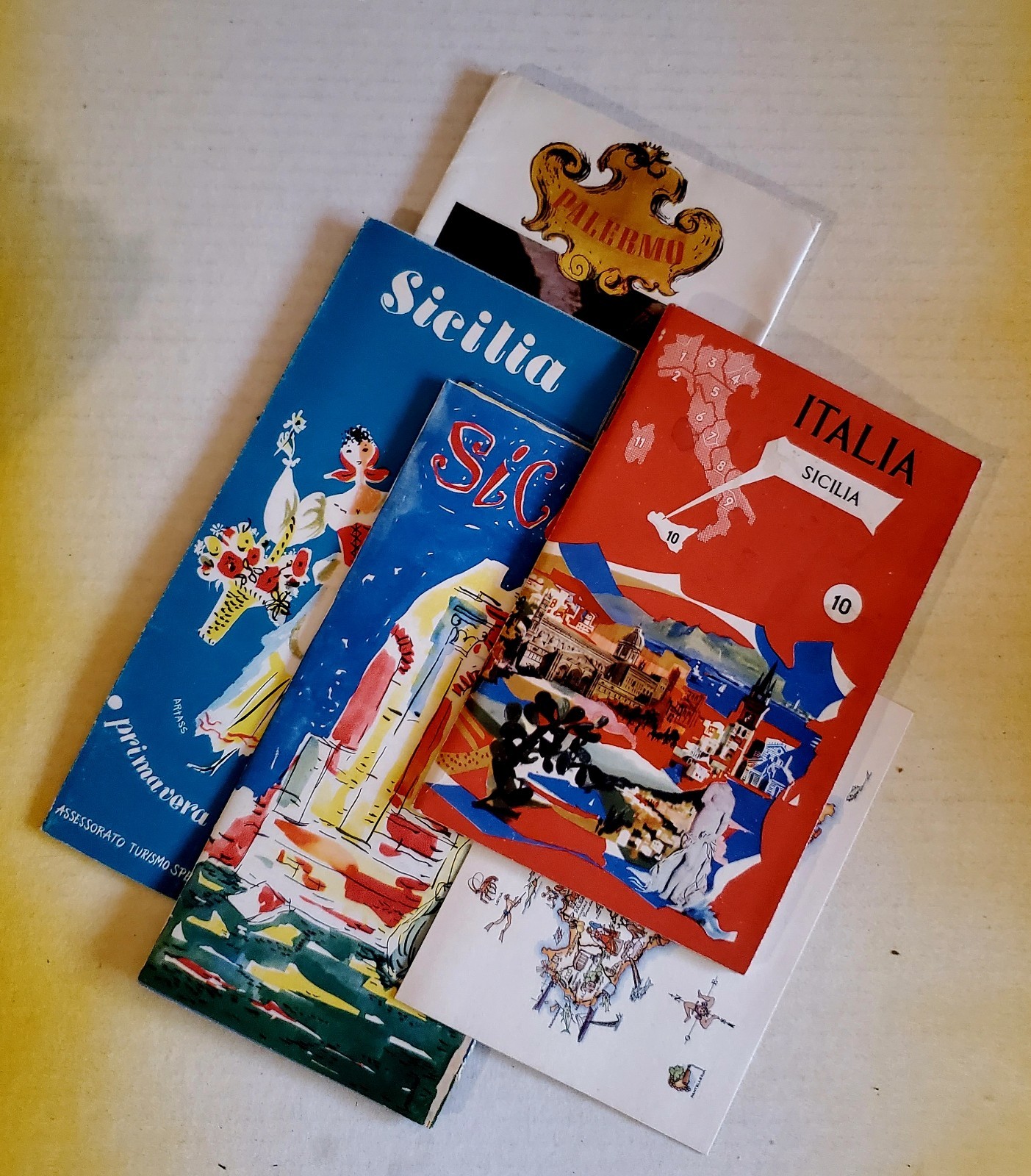 BEAUTIFUL VINTAGE 1959 TRAVEL BROCHURES FROM SICILY BRAND NEW IN ORIGINAL MAILER