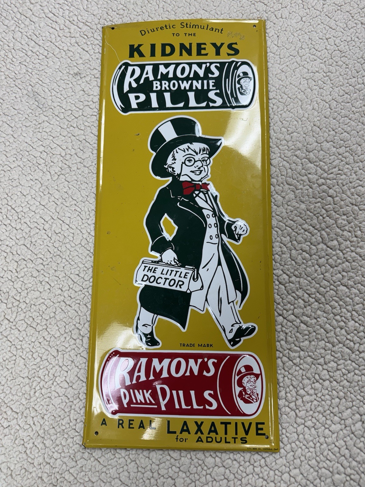 Vintage Style Ramon\'s Brownie Pills & Ramon\'s Pink Pills Metal Sign 18\