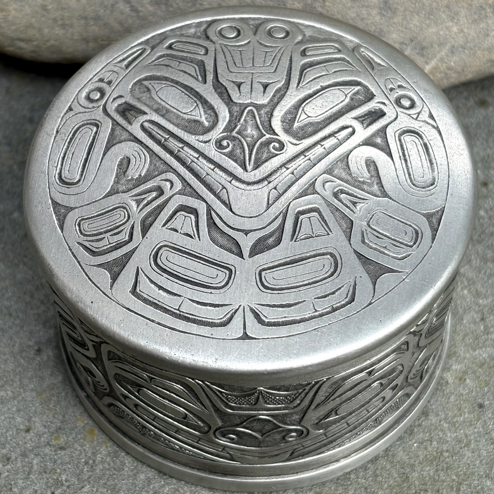 Vintage BOMA Pacific Northwest Coast First Nations Haida Bear Pewter Trinket Box