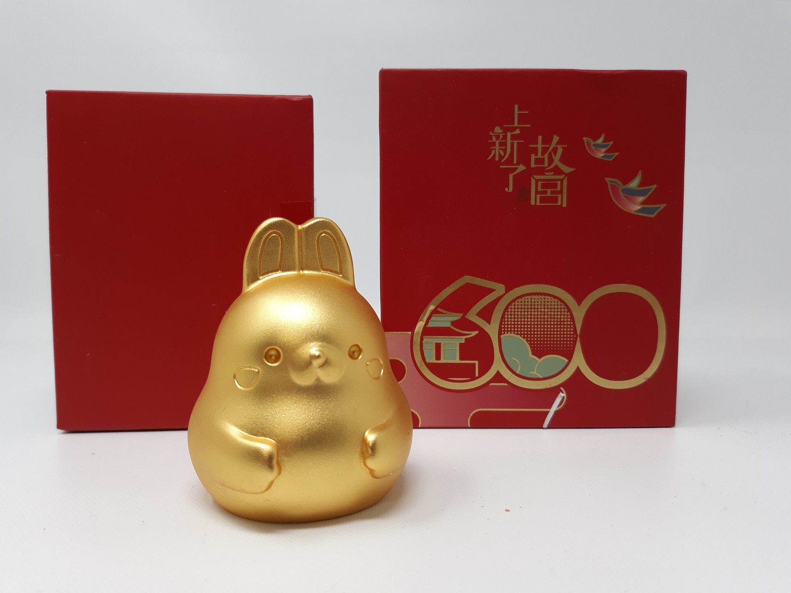 TONGSHIFU Golden Rabbit Figurine 萌之归宝-吉兔纳福 New Chinese New Year Decor