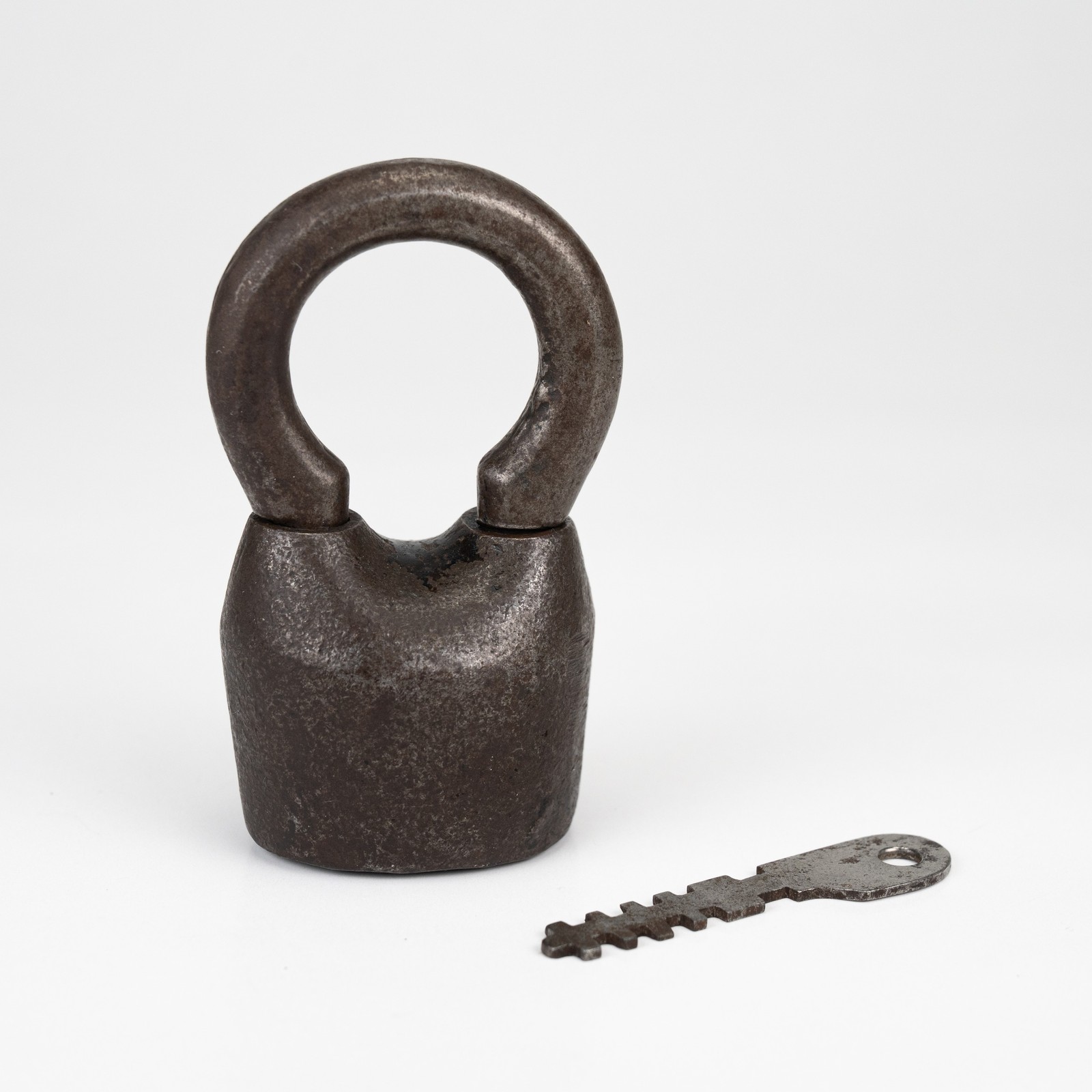 Antique Star Lock Works Scandinavian 3 1/4