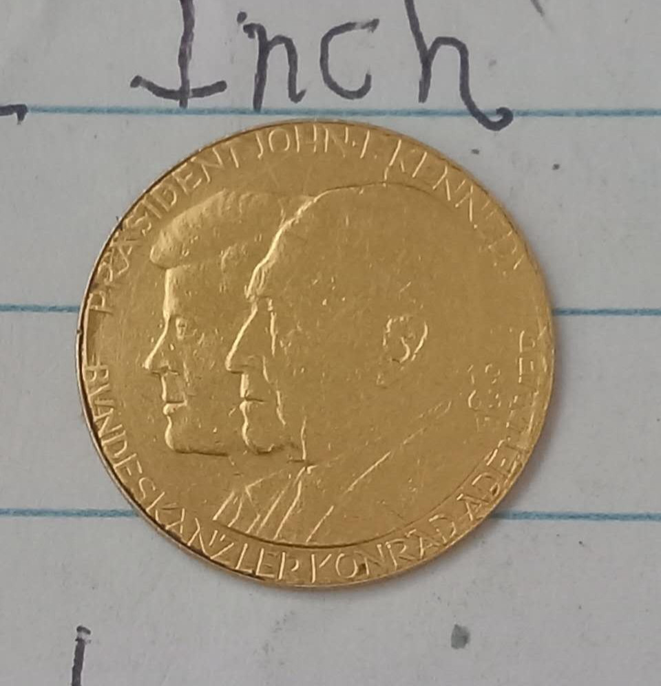President John F Kennedy German Chancellor Konrad Adenauer 900 Gold Medal Coin 