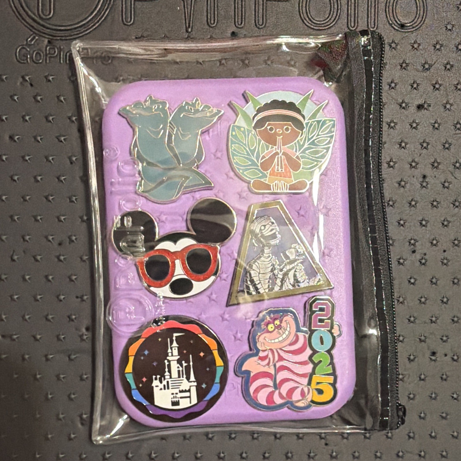 Disney authentic Park Trading Pins with board Lot Of 15 Hidden Mickey, Mystery 