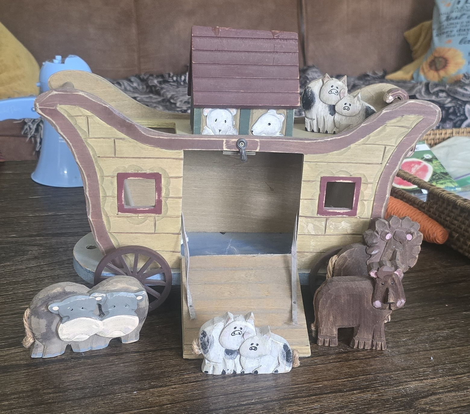 Transfar Int'l Corp. Hand Painted Wooden Noah's Ark Animal Figurines