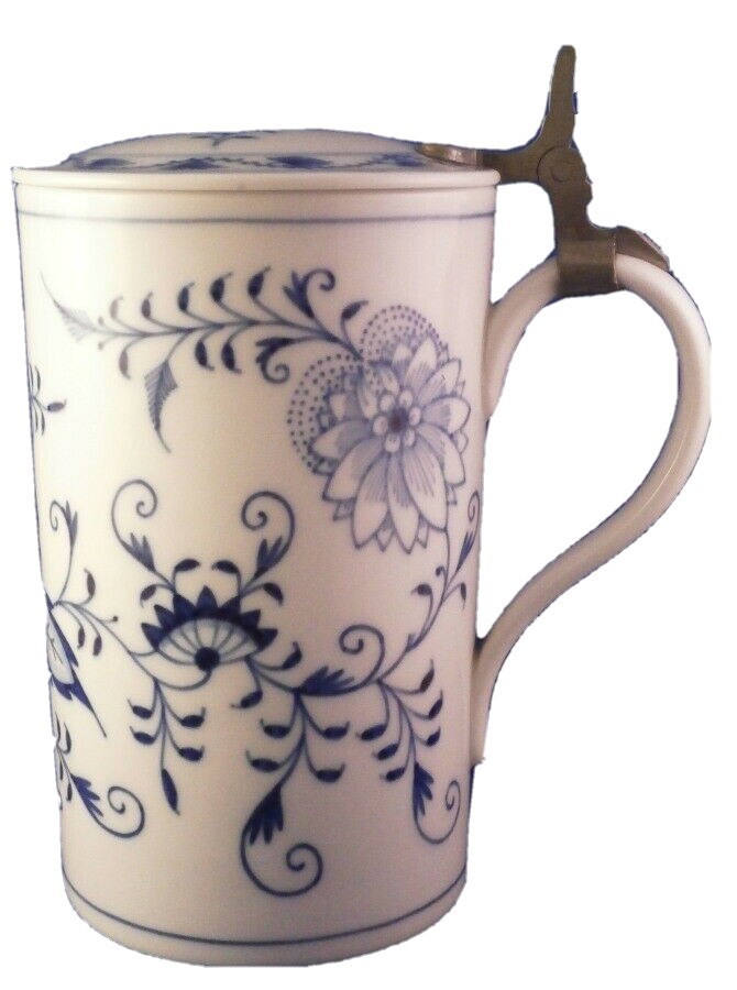 Vintage 20thC Meissen Porcelain Blue Onion Lidded Tankard Porzellan Humpen Stein Vintage 20thC Meissen Porcelain Blue Onion Lidded Tankard Porzellan Humpen Stein