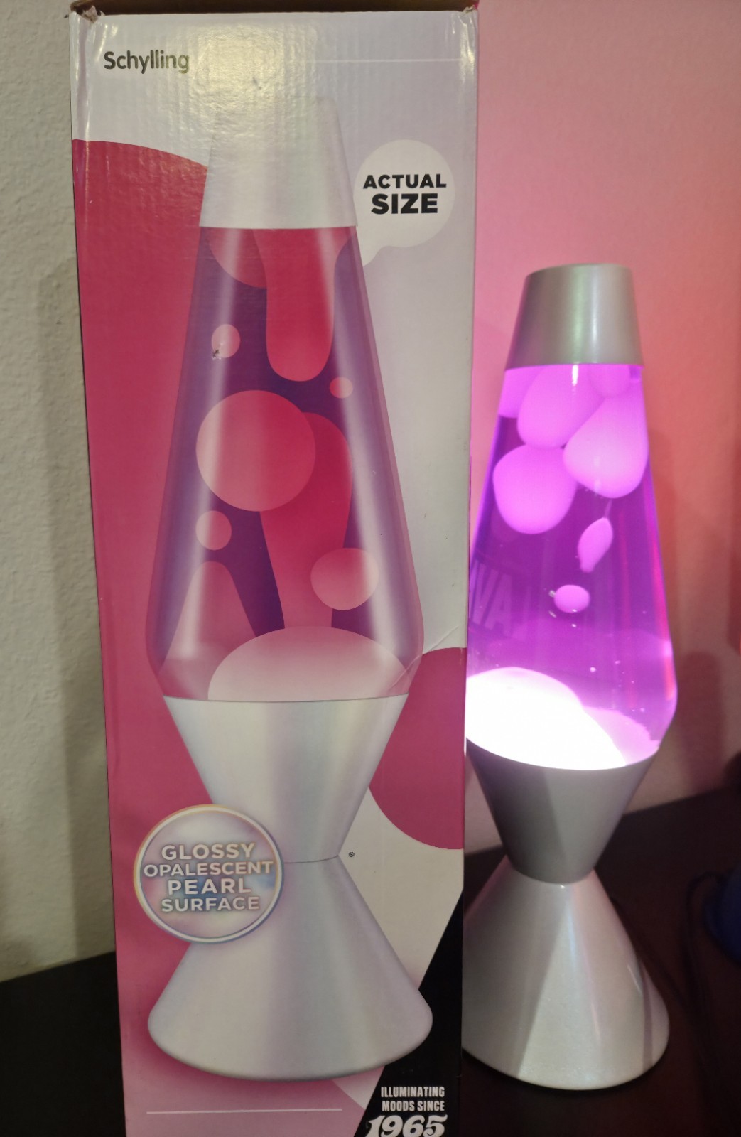 NEW Lava Lamp XL 52 Oz 16.3 In Opalescent Pearl Pink Purple Rare Color