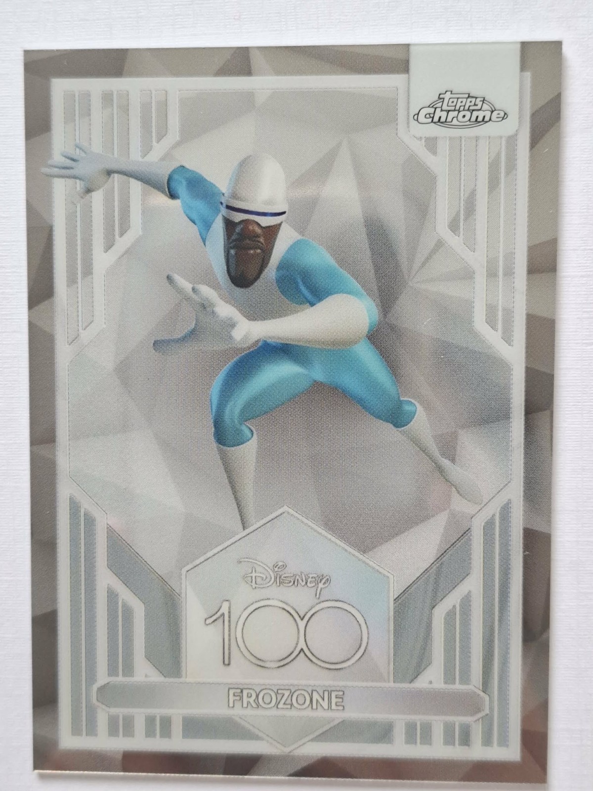 FROZONE 2023 Topps Chrome Disney 100 #5 Base Incredibles