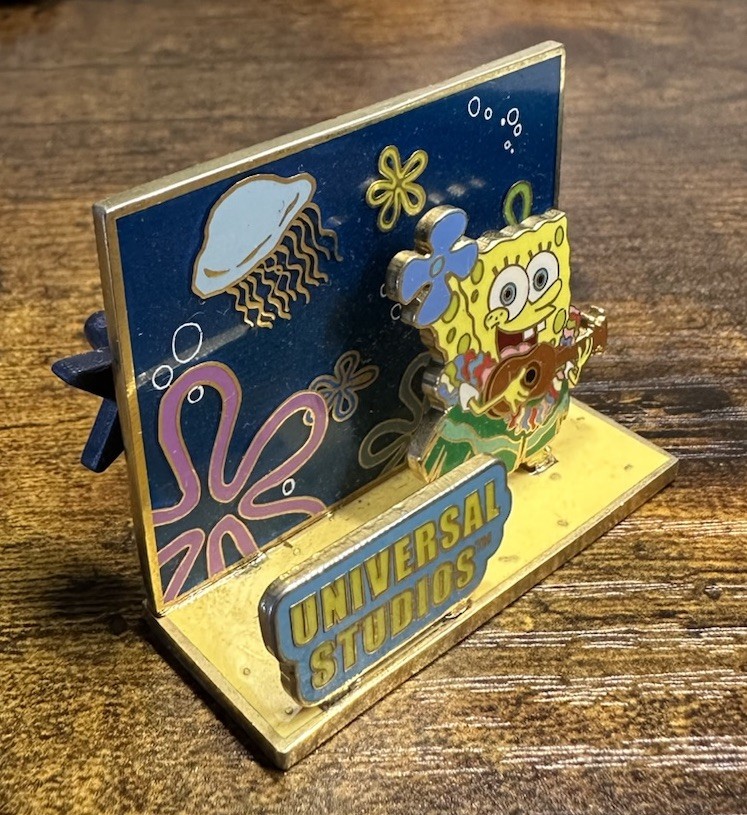 VERY RARE 2009 Universal Studios SpongeBob SquarePants 3D Diorama Style Pin